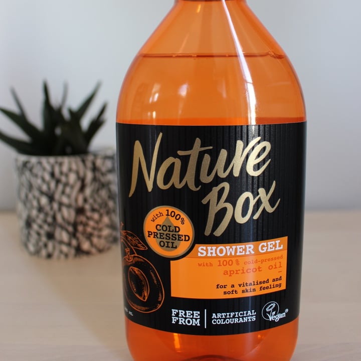 photo of Nature Box Beauty Apricot Shower gel shared by @britinsa on  22 Nov 2020 - review