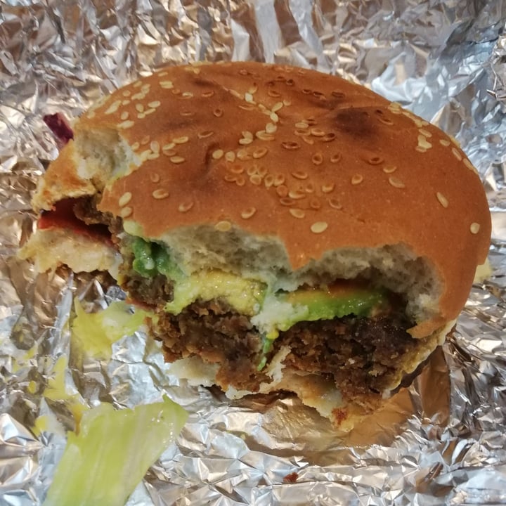 photo of La Garnacha Azul V Burger shared by @karenmf95 on  22 Jul 2020 - review