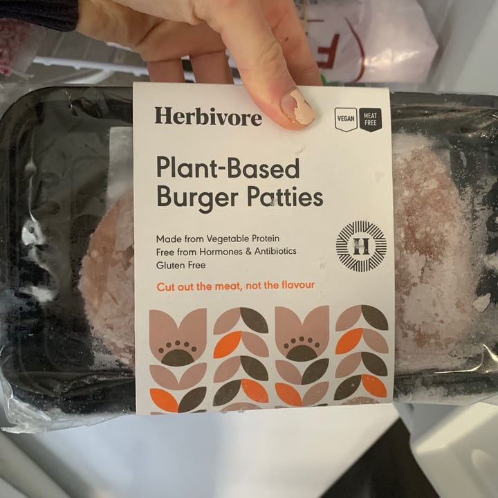 photo of Herbivore Plant Based Burger Patties shared by @veggielover20 on  14 Oct 2020 - review