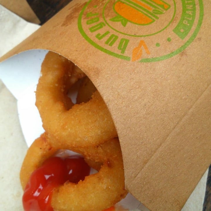 photo of VBurger Camden Onion rings shared by @karopaoli on  30 Oct 2020 - review