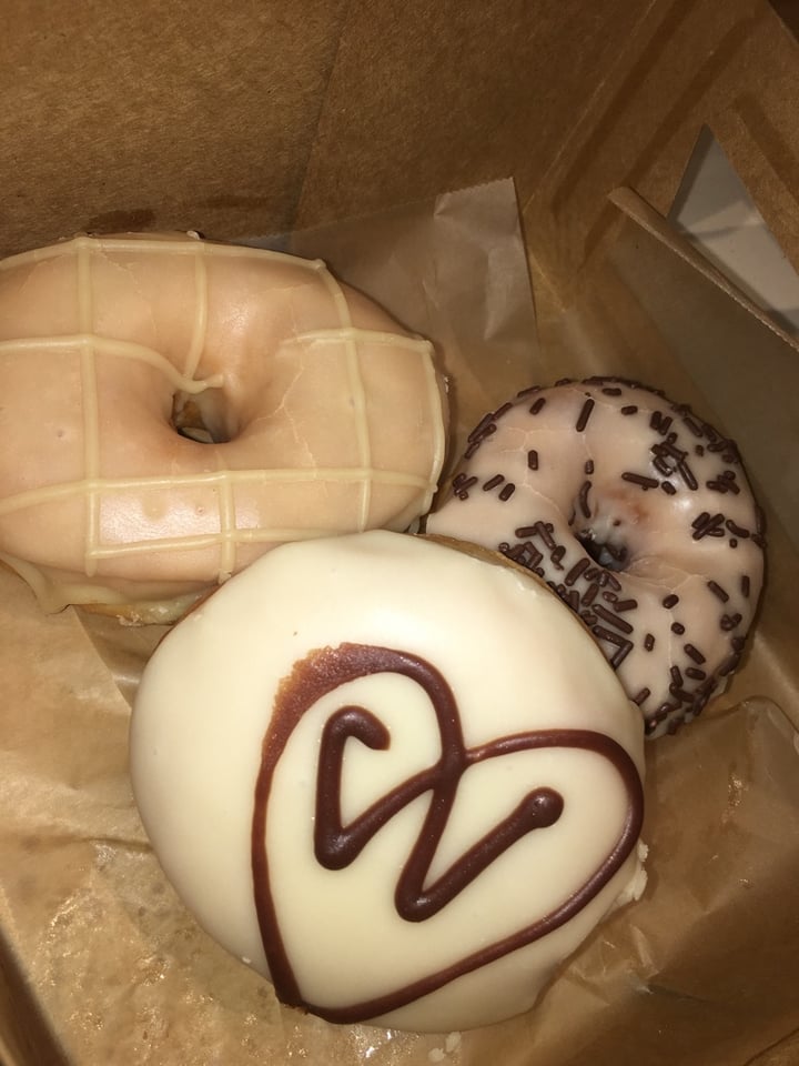 review photo of Wheatsville Food Co-op Vegan Donuts shared by @hofmanemily on 04 Dec 2019 - review