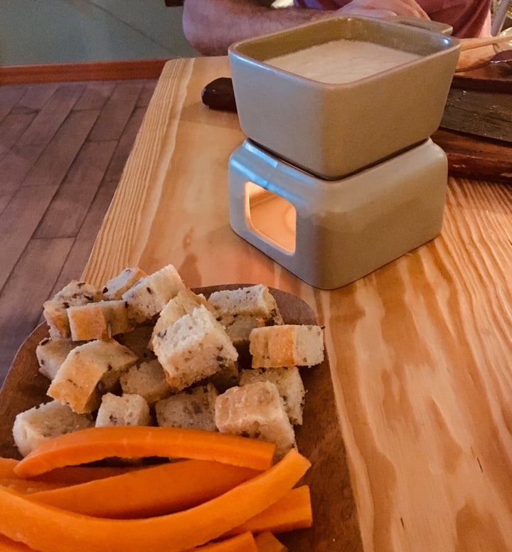photo of Orteá “Cheese” fondue shared by @aroleia on  09 Apr 2020 - review