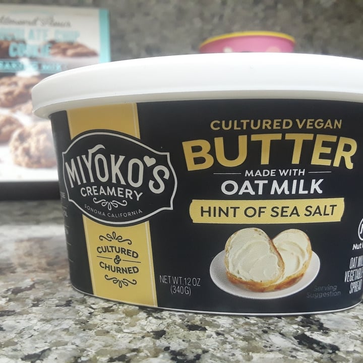 photo of Miyoko's Creamery European Style Cultured Vegan Butter Hint of Sea Salt shared by @theveganbiologist on  30 May 2021 - review