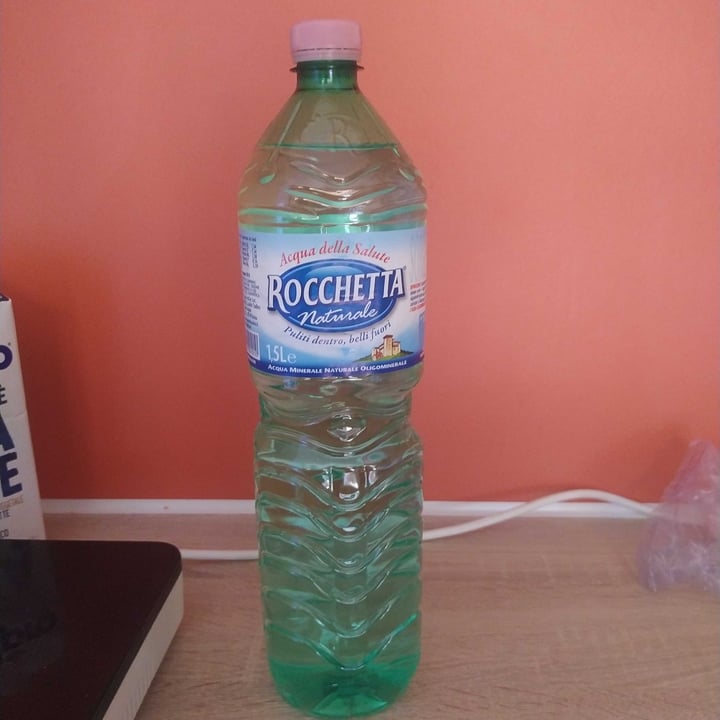 photo of Rocchetta Acqua naturale shared by @iolemerelli on  05 Aug 2022 - review