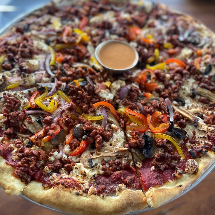 review photo of Ixteriolo's Pizza Squisita shared by @fruitarianna on 10 Jul 2022 - review
