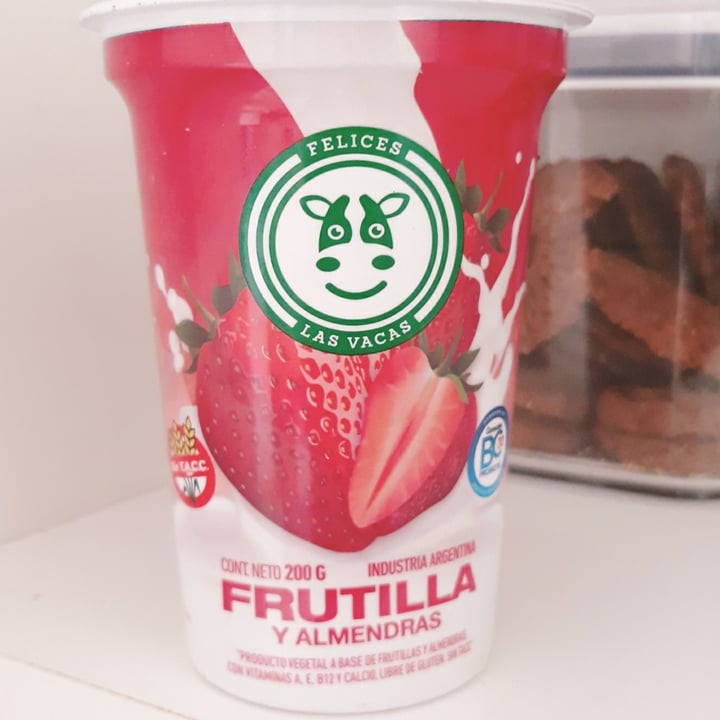 photo of Felices Las Vacas Yogurt sabor Frutilla shared by @johi-rose on  25 Mar 2021 - review