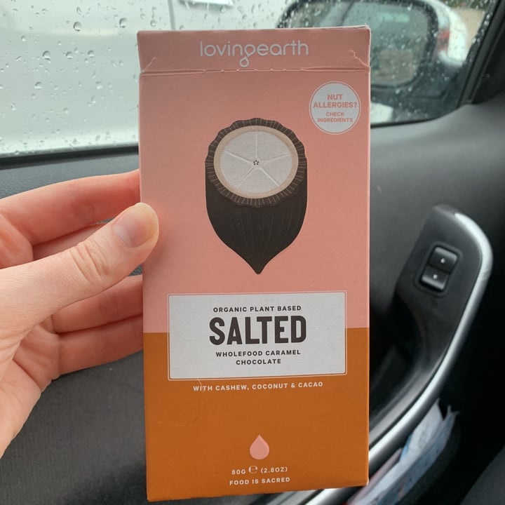 review photo of lovingearth Salted Caramel Chocolate shared by @letesha2107 on 03 Apr 2020 - review