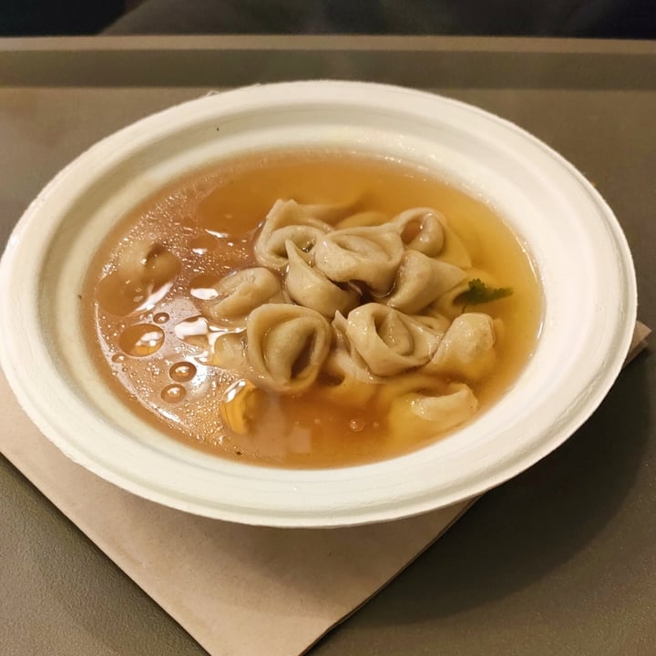 photo of ZEM Vegan Bistrot Tortellini Con Arrosto Di Ceci shared by @irene80 on  31 Jan 2023 - review