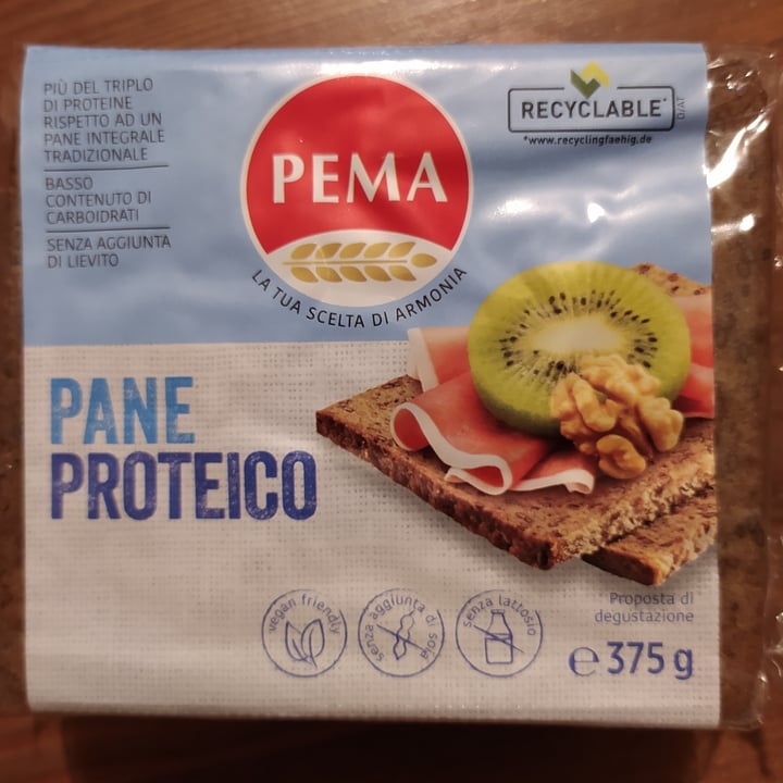photo of Pema Pane proteico shared by @emilyjane on  30 Nov 2021 - review