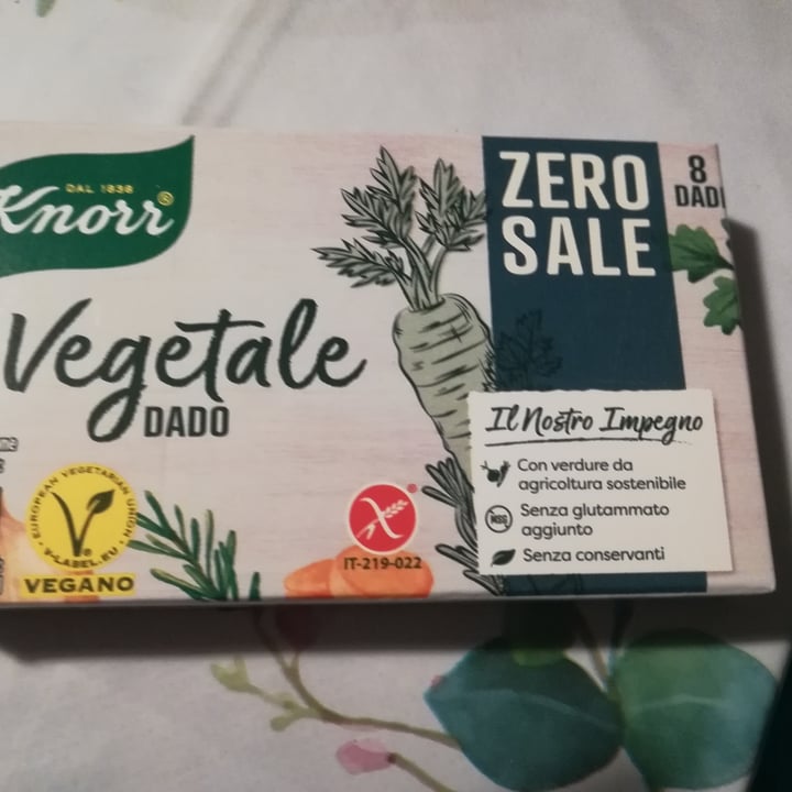 photo of Knorr vegetale dado senza sale shared by @grilla on  28 Nov 2022 - review