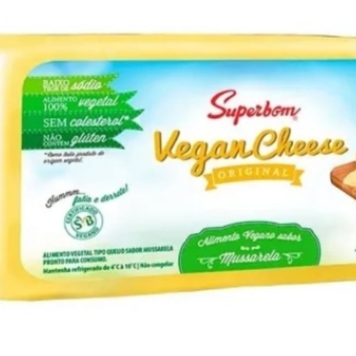 review photo of Superbom Queijo vegano shared by @carlamordente on 13 May 2022 - review