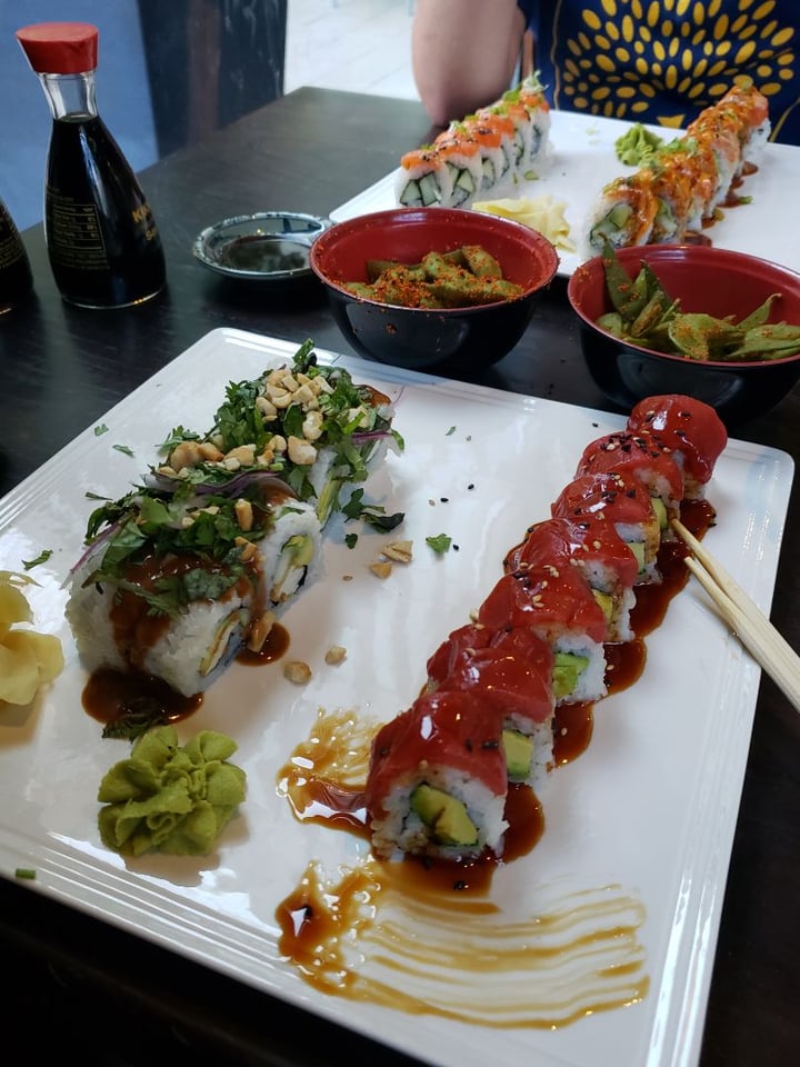 photo of Blue Sushi Sake Grill Avo Ahimi shared by @optaisamme on  08 Dec 2019 - review