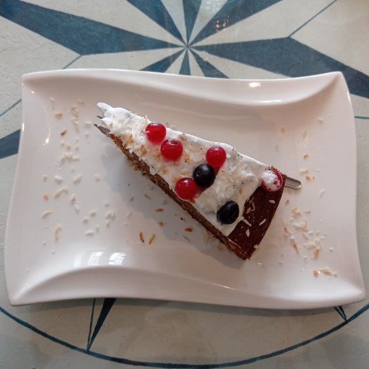 review photo of GustaV Cake Of The Day shared by @pulezze on 10 Sep 2022 - review