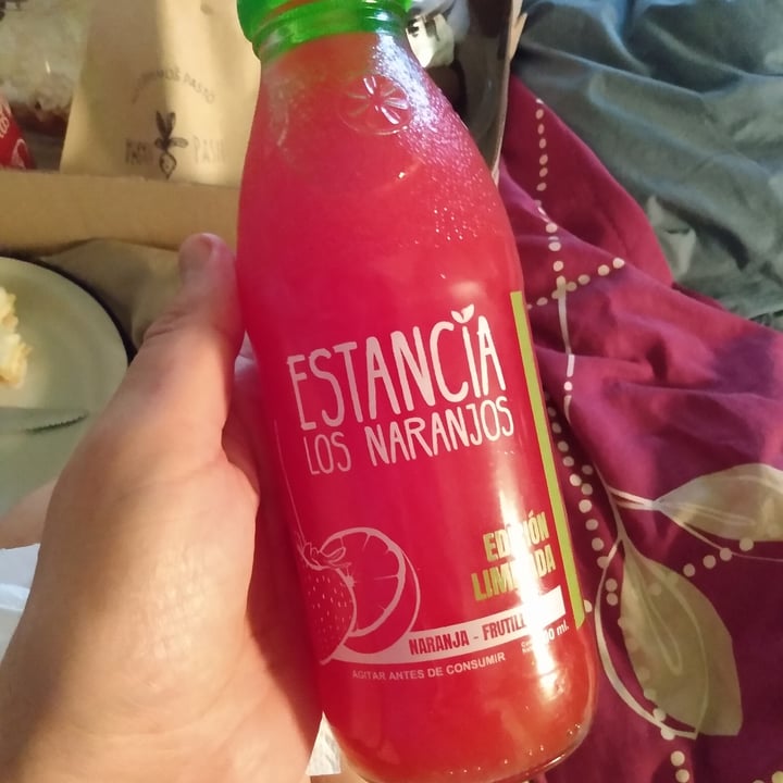 photo of Estancia los naranjos Jugo naranja/frutilla shared by @marenv on  08 Sep 2020 - review
