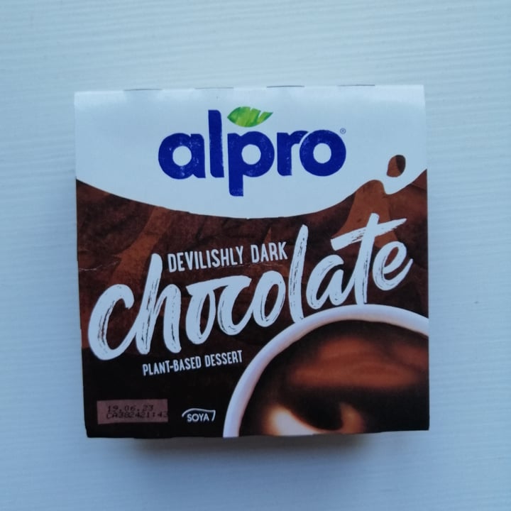 review photo of Alpro Devilishly Dark Chocolate Plant-based Dessert shared by @francifiore on 27 Nov 2022 - review
