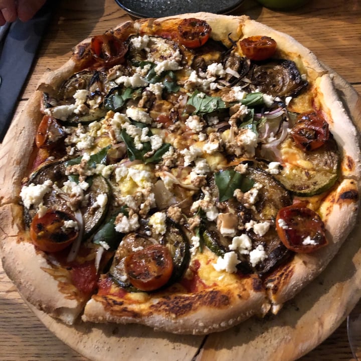 review photo of Verde Sazón Pizza Zeta Del Huerto shared by @alexandraallel on 30 May 2020 - review