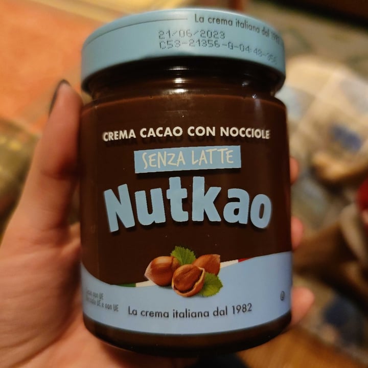 photo of Nutkao Crema cacao con nocciole Senza latte shared by @valebi on  23 Jan 2022 - review