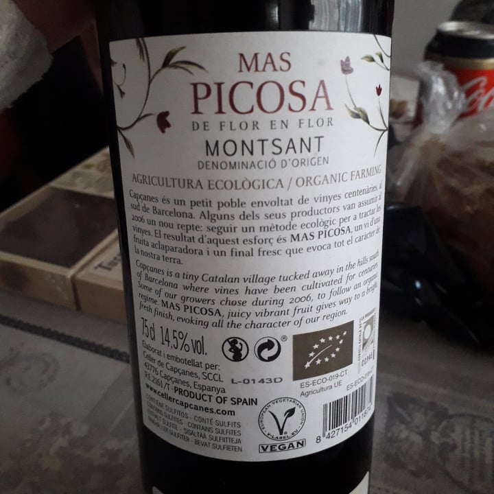 photo of Mas picosa Vino mas picosa shared by @monifm97 on  20 Dec 2020 - review