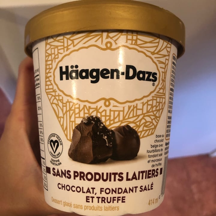 review photo of HÀagen-Dazs Chocolat fondant salé et truffe shared by @madamecha on 03 Nov 2021 - review