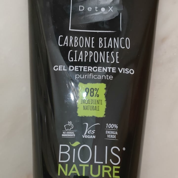 photo of Biolis Nature Carbone Bianco Giapponese Gel Detergente Viso shared by @lazvard on  12 May 2022 - review