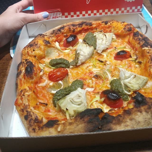 「Pizza de coração de alcachofra」の料理の写真