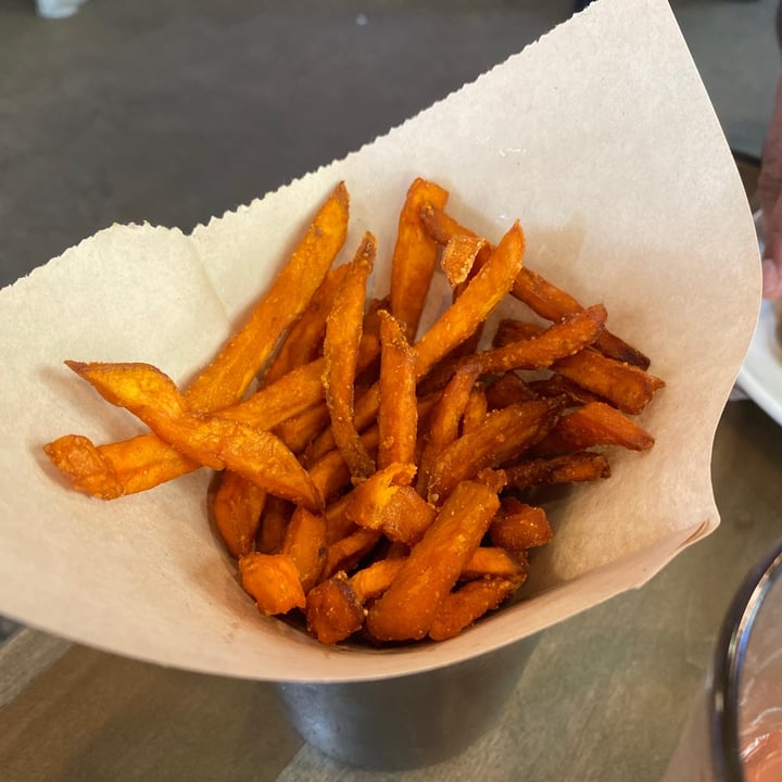 photo of Veggie Grill Sweetheart Fries shared by @aasthaprak on  07 Mar 2021 - review