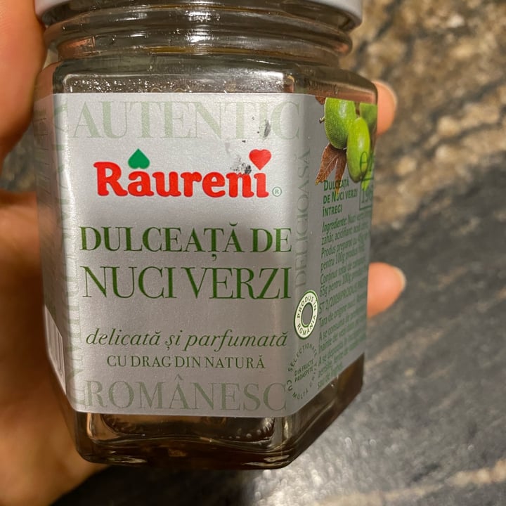 photo of Raureni Dulceata De Nuci Verzi shared by @copitodenieve on  30 Jun 2022 - review