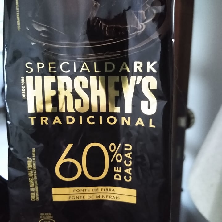 photo of Hershey's Special Dark Chocolate Tradicional 60% de Cacau shared by @marianabuono on  07 Jan 2022 - review
