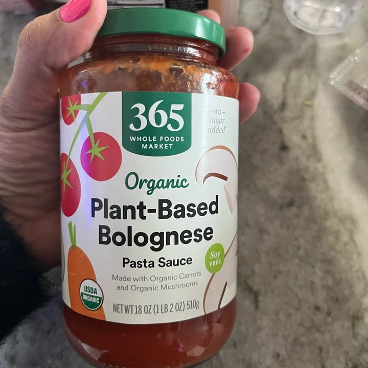 photo of 365 Whole Foods Market Pasta sauce Bolognese Vegan shared by @christianevfr on  07 May 2022 - review