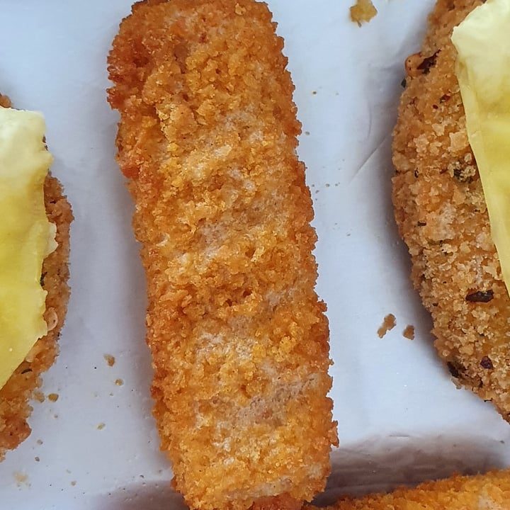 photo of Quorn Fishless Fingers shared by @shengasaurus on  10 Oct 2020 - review