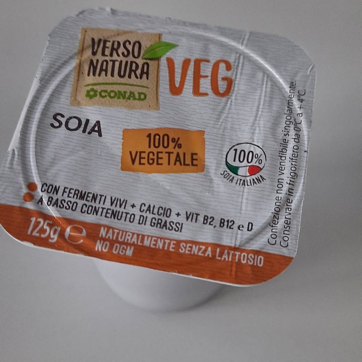 photo of Verso Natura Conad Veg Yogurt di soia Con Zucchero Aggiunto shared by @iaiastruck on  11 Mar 2022 - review