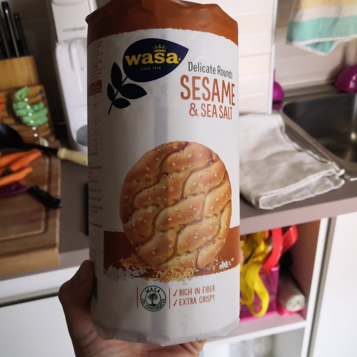 photo of Wasa Rounds Sesame And Sea Salt shared by @alessandrapri on  19 Mar 2022 - review