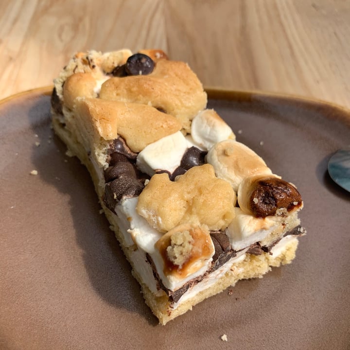 review photo of Bonobo Cafe S’mores Blondie shared by @veganlauralou on 10 Jun 2021 - review