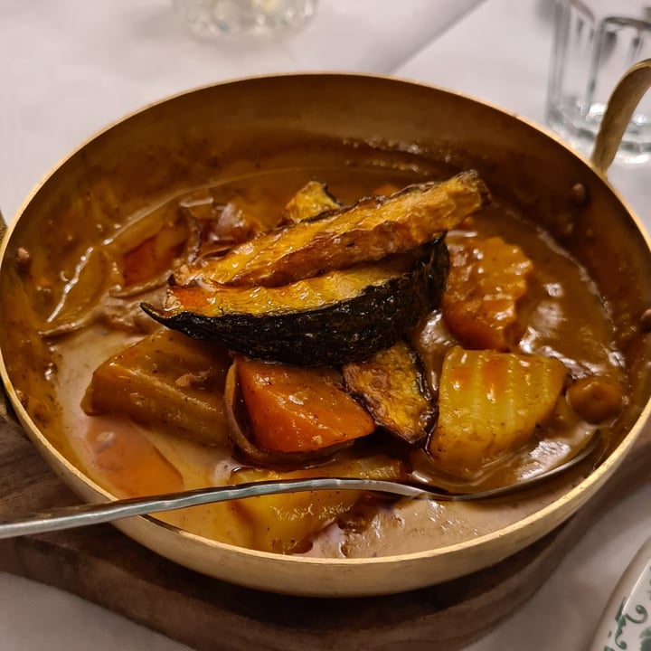 photo of Mali Vegan Thai Gaeng Massaman shared by @veganlondon on  30 Aug 2022 - review