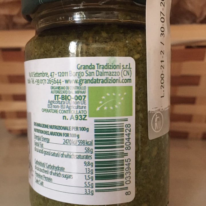 photo of Granda tradizioni Pesto alla Genovese Senza Aglio E Formaggio shared by @coccolandia on  05 Dec 2021 - review