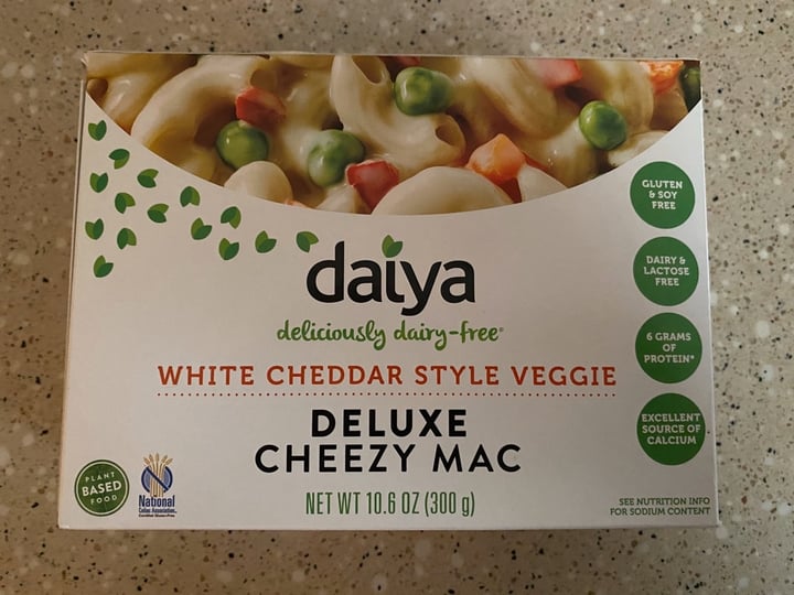 photo of Daiya White Cheddar Style Veggie Deluxe Cheezy Mac shared by @crittercreekfs on  14 Apr 2020 - review
