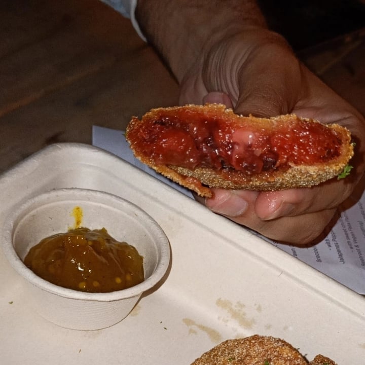 photo of The Tuning Fork Beetroot & Vegan Feta Pattie shared by @weeney on  28 Sep 2021 - review