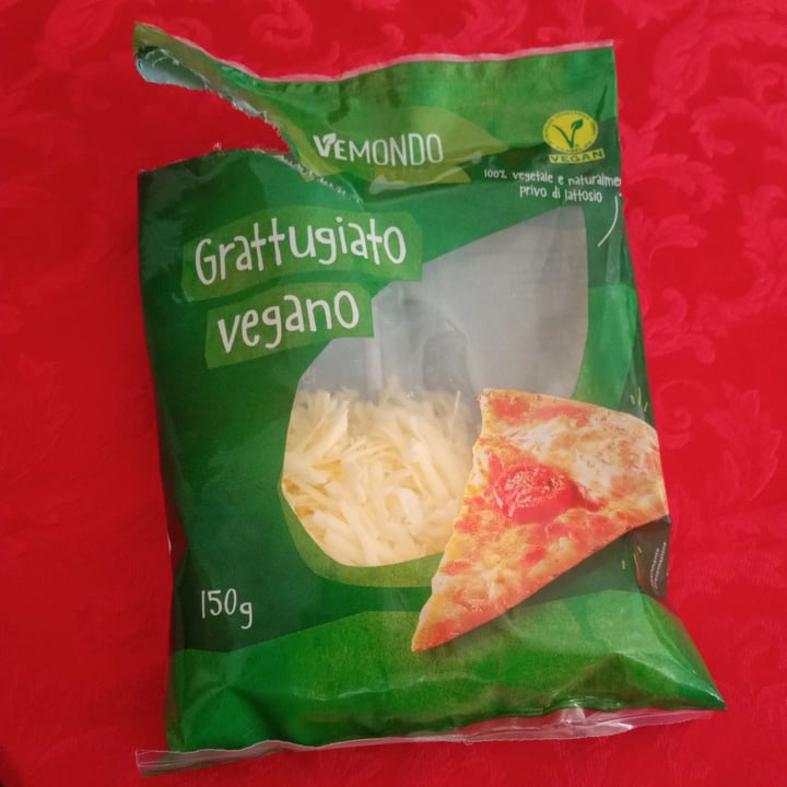 review photo of Vemondo Grattugiato Vegano shared by @lauracagnassi on 11 Jan 2022 - review