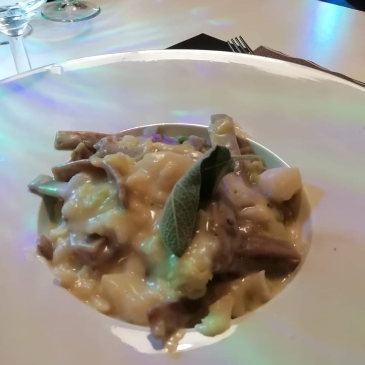 photo of MiBiò bistrot Pizzoccheri con formaggi vegetali shared by @cadodi on  08 Jan 2023 - review