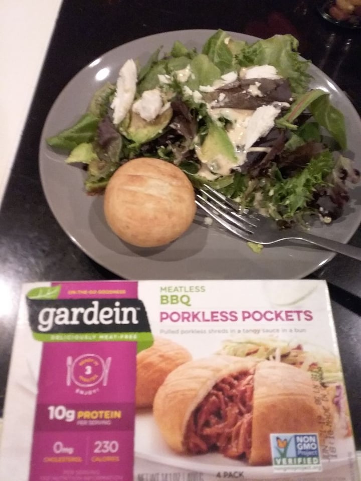 photo of Gardein BBQ Porkless Pocket Meal shared by @ambularfortheanimals on  24 Oct 2018 - review