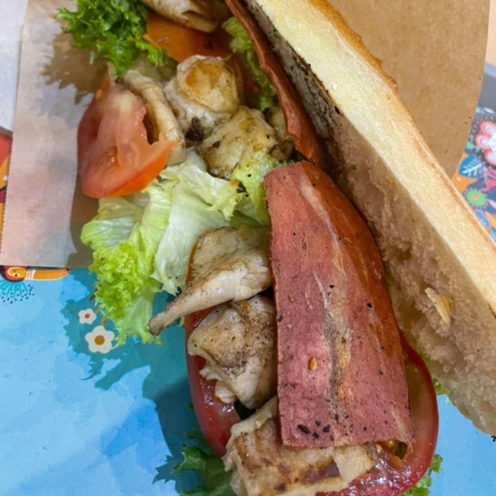 review photo of Khambú Bocata chivito shared by @martattack on 02 Sep 2022 - review