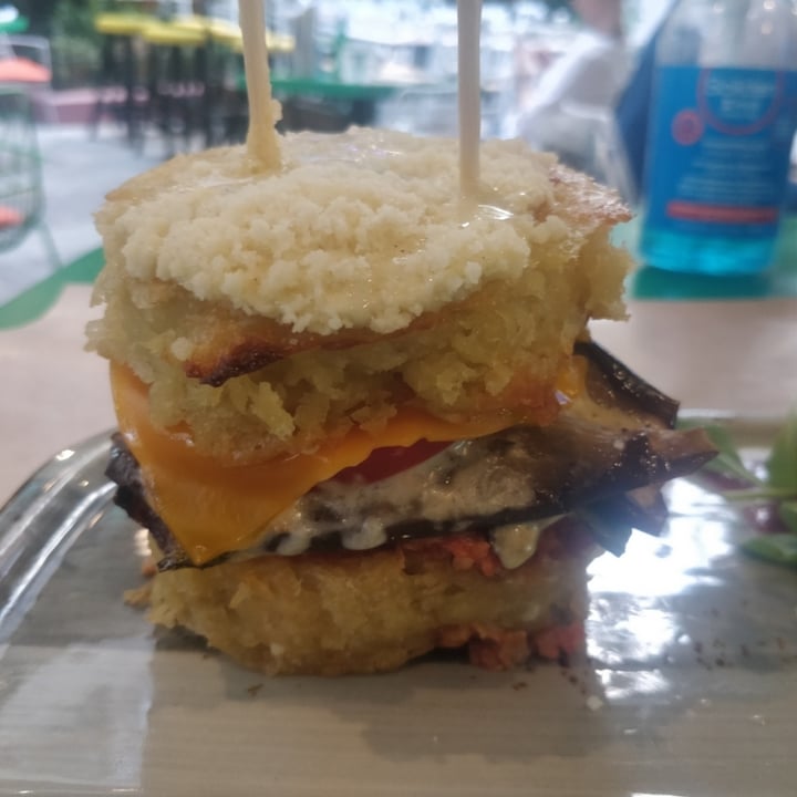 photo of Athens Vegan Burgers Moussaka shared by @ecofriendlyvegangeek on  25 Aug 2022 - review