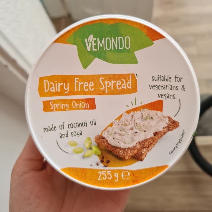 review photo of Vemondo Dairy free spread spring onion shared by @vangare on 21 Jul 2022 - review