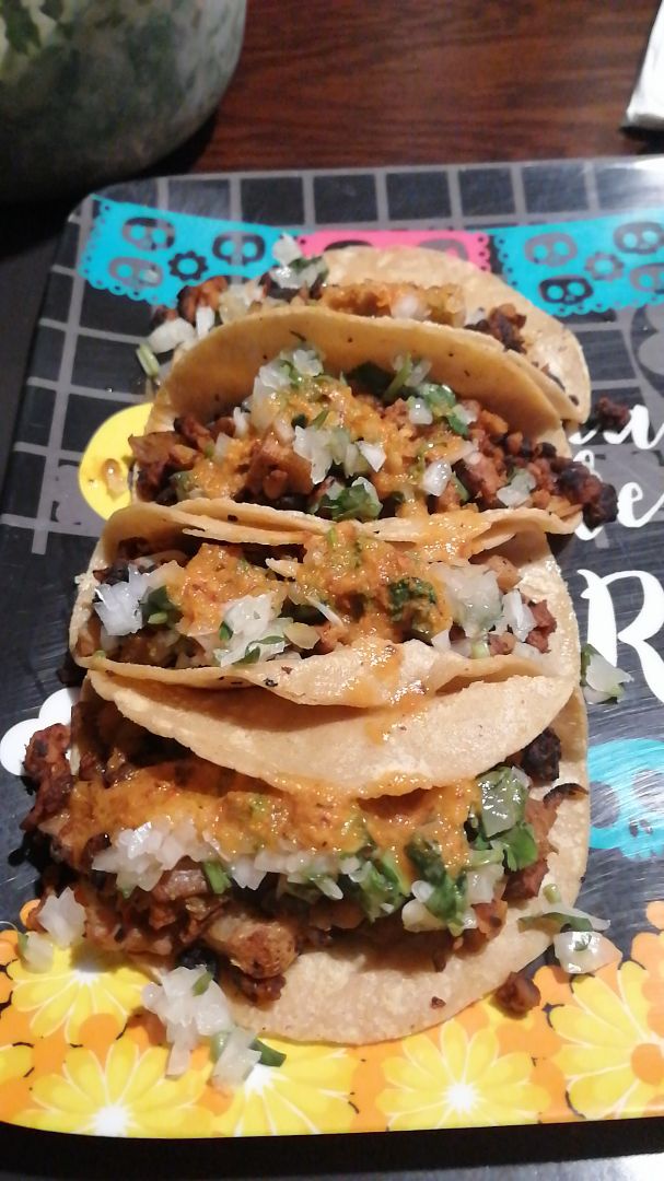 photo of Calaca Vegana Tacos De Soya Estilo Al Pastor shared by @itzmndz on  13 Dec 2019 - review