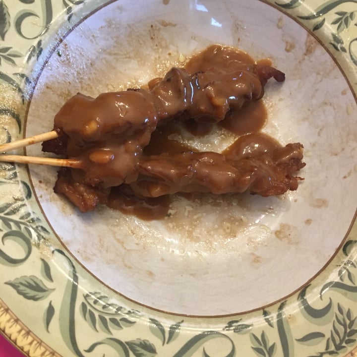 photo of Padmanadi Vegetarian Restaurant Peanut Butter Sauce Skewers shared by @rockinryland23 on  23 Apr 2020 - review