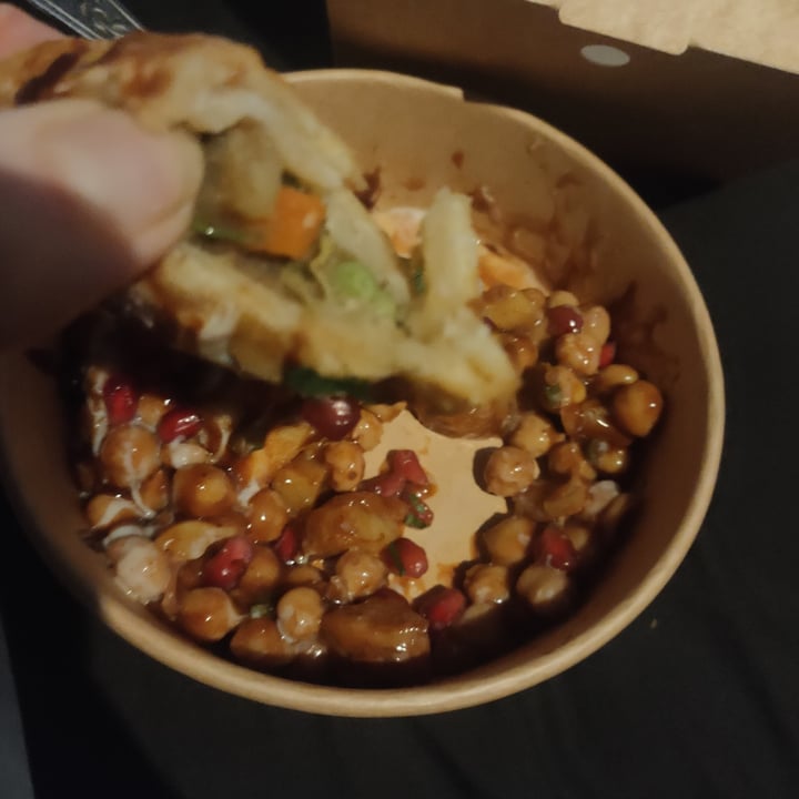 photo of vegan chick nation Punjabi samosa chaat shared by @clare-cooling on  05 Apr 2021 - review