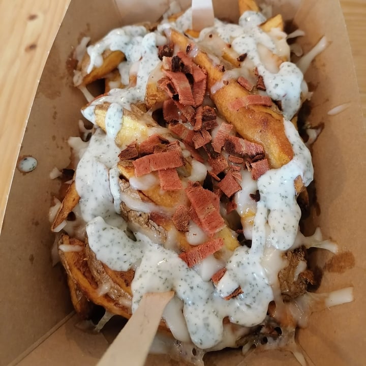 review photo of Vegan Queen Queen fries shared by @g0vegan on 15 May 2021 - review