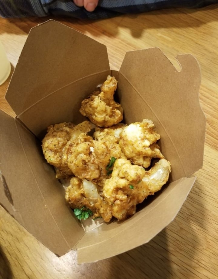 photo of Whole Foods Market Fried Cauliflower Wings shared by @lizmaselli on  02 Jan 2020 - review