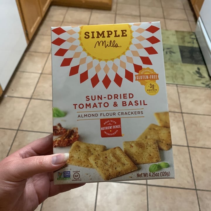 photo of Simple Mills Sun-dried Tomato & Basil Almond Flour Crackers shared by @witchyvegan on  05 Jan 2020 - review