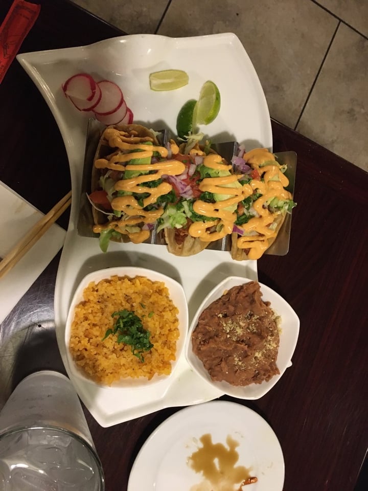 photo of Madre Tierra Restaurant Bar Coconut shrimp tacos shared by @jackjackf12 on  22 Jan 2020 - review